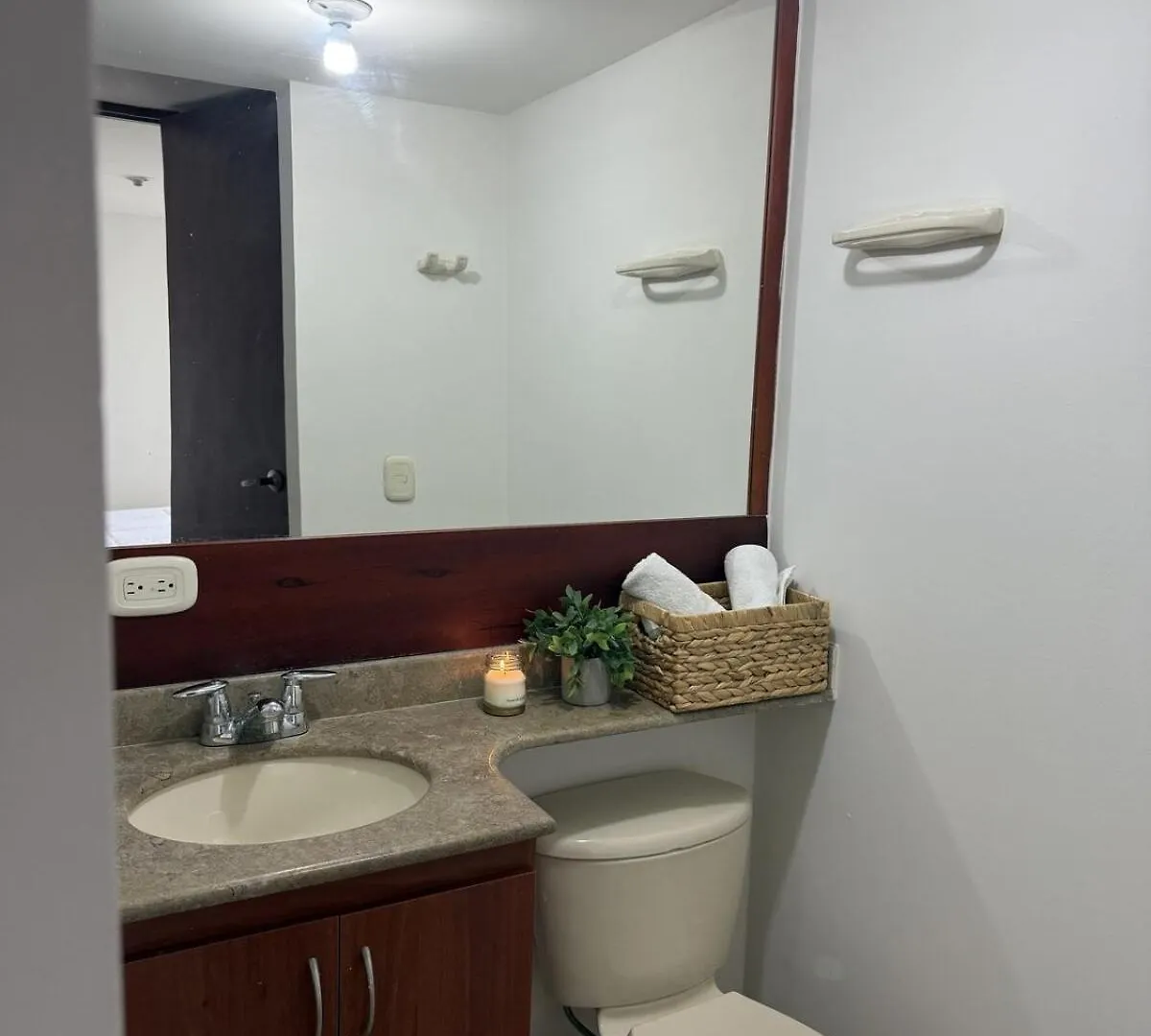 Apartment In Poblado 17Th Floor W Pool Medellín
