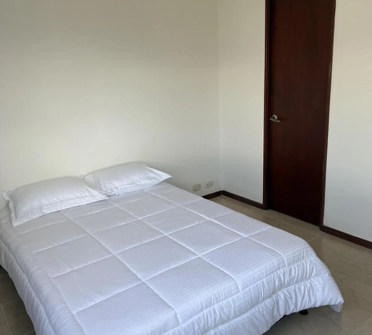 Apartment In Poblado 17Th Floor W Pool Medellín